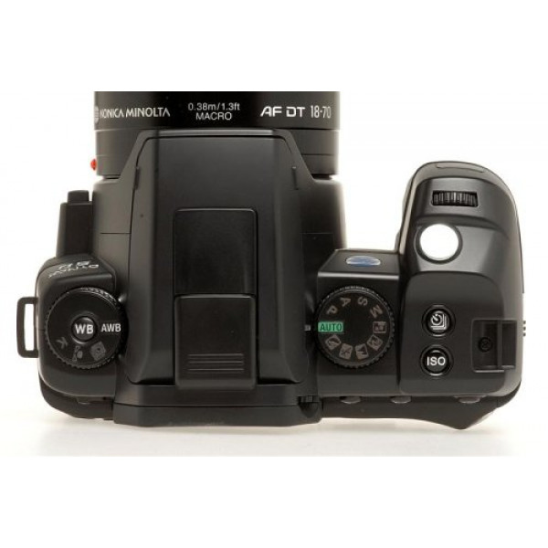 Konica Minolta Dynax 5D SLRDigitalkamera (6 Megapixel) nur Gehäuse