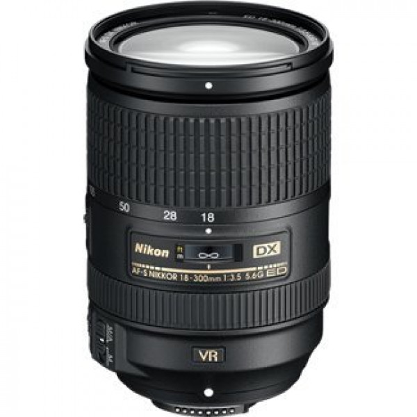 Nikon AF-S DX Nikkor 18-300 mm 1:3,5-5,6G ED VR Objektiv-32