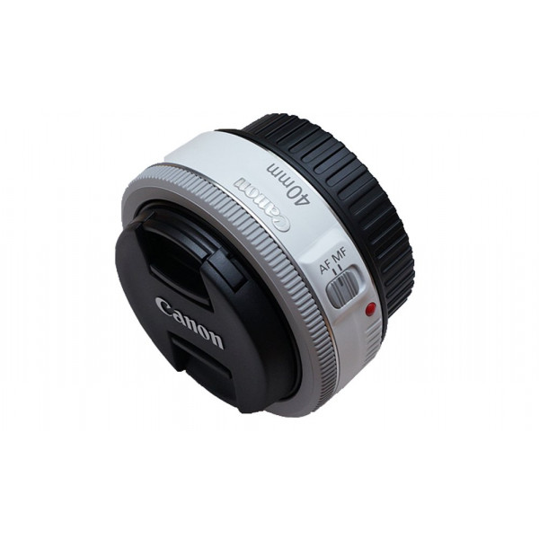 Canon EF 40mm 1:2,8 STM Objektiv (Bundle / weiß)-31
