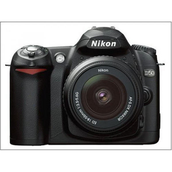 Nikon D50 SLR-Digitalkamera (6 Megapixel) schwarz + DX 18-55-34