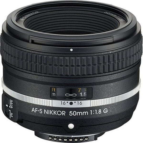 Nikon 50 mm / F 1,8 AF-S G SPECIAL EDITION Objektiv ( Nikon F-Anschluss,Autofocus )-33
