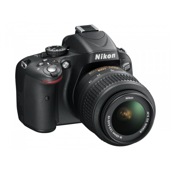 Nikon D5100 SLR-Digitalkamera (16 Megapixel, 7.5 cm (3 Zoll) schwenk und drehbarer Monitor, Live-View, Full-HD-Videofunktion) Kit inkl. AF-S DX 18-55 mm VR (bildstb.)-310
