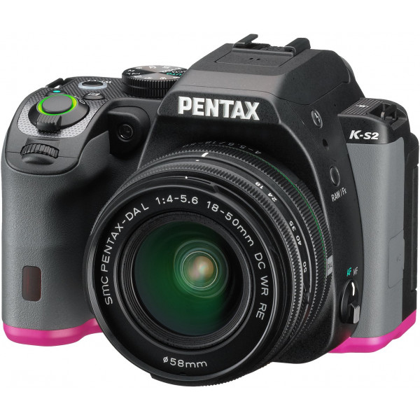 Pentax K-S2 Spiegelreflexkamera (20 Megapixel, 7,6 cm (3 Zoll) LCD-Display, Full-HD-Video, Wi-Fi, GPS, NFC, HDMI, USB 2.0) Kit inkl. 18-50mm WR-Objektiv schwarz/pink-31
