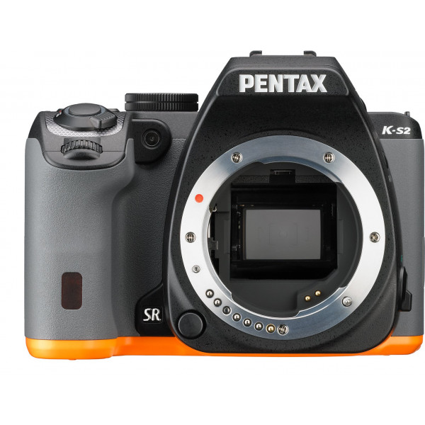 Pentax K-S2 Spiegelreflexkamera (20 Megapixel, 7,6 cm (3 Zoll) LCD-Display, Full-HD-Video, Wi-Fi, GPS, NFC, HDMI, USB 2.0) nur Gehäuse schwarz/orange-35