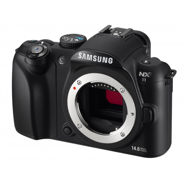 Samsung NX11 Systemkamera 14,6 Megapixel, 7,6 cm 3 Zoll Display, bildstabilisiert inkl. 18 