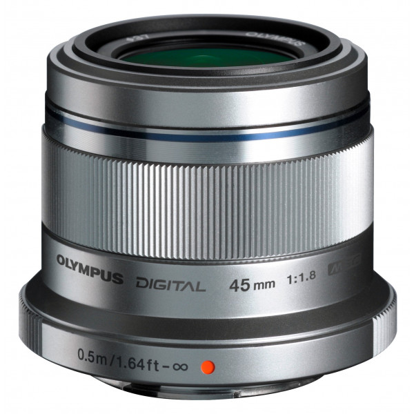 Olympus M.Zuiko Digital 45 mm 1:1.8 Objektiv silber-33