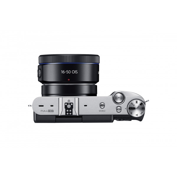 Samsung NX3000 Smart Systemkamera 20,3 Megapixel, 7,5 cm 3 Zoll Display, Full HD Video, WIFi 