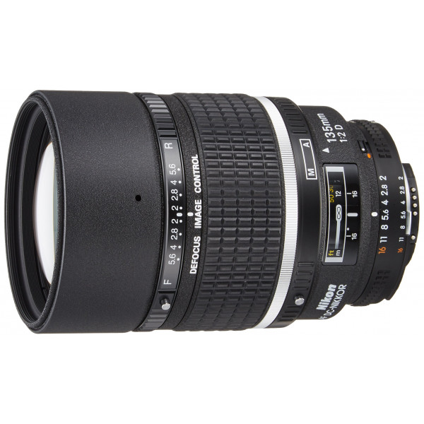 Nikon 135 mm / F 2,0 D Objektiv ( Nikon F-Anschluss,Autofocus )-32