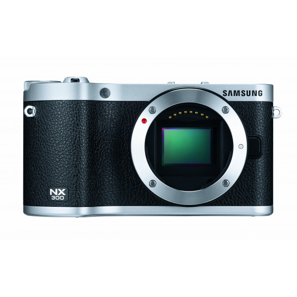 Samsung NX300 Systemkamera 8,4 cm 3,3 Zoll OLED Touchscreen, 20,3 Megapixel, WiFi, HDMI, Full 
