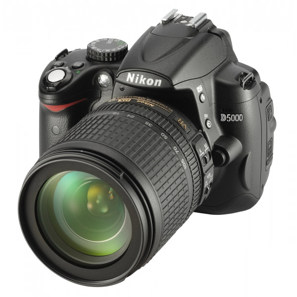  Nikon  D5000  SLR Digitalkamera 12 Megapixel Live View HD 