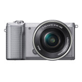 Sony Alpha 5000 Systemkamera (Full HD, 20 Megapixel, Exmor APS-C HD CMOS Sensor, 7,6 cm (3 Zoll) Schwenkdisplay) silber inkl. SEL-P1650 Objektiv