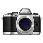 Olympus OM-D E-M10 Systemkamera (16 Megapixel, Live MOS Sensor, True Pic VII Prozessor, Fast-AF System, 3-Achsen VCM Bildstabilisator, Sucher, Full-HD, HDR) nur Gehäuse silber