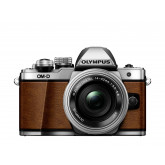 Olympus OM-D E-M10 Mark II Systemkamera (16 Megapixel, 5-Achsen VCM BildsTabilisator, elektronischer Sucher mit 2,36 Mio. OLED, Full-HD, WLAN, Metallgehäuse) Kit inkl. 14-42mm Objektiv fuchsbraun