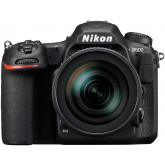 Nikon D500 Digitale Spiegelreflexkamera (20.9 Megapixel, 8 cm (3,2 Zoll) LCD-Touchmonitor, 4K-UHD-Video) Kit inkl. Nikkor AF-S DX 16-80mm 1:2;8-4 E VR ED Objektiv
