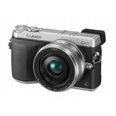 Panasonic Lumix DMC-GX7CEG-S Systemkamera mit Objektiv H-H020AE-S (16 Megapixel, 7,5 cm (3 Zoll) Display, Full HD, optische Bildstabilisierung, WiFi, NFC) schwarz/silber