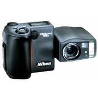 Nikon Coolpix 990 Digitalkamera-21