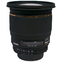 Sigma 20 mm F1,8 EX aspherical DG-Objektiv (82 mm Filtergewinde) für Nikon Objektivbajonett-21