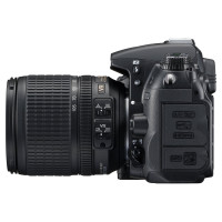 Nikon D7000 SLR-Digitalkamera (16 Megapixel, 39 AF-Punkte, LiveView, Full-HD-Video) Kit inkl. AF-S DX 18-105 VR-22