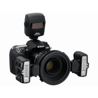 Nikon R1C1 Makroblitz-Kit (inklusive SU-800, 2x SB-R200 und Zubehörpaket)-22