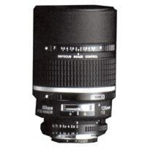 Nikon 135/2,0 DC D-21