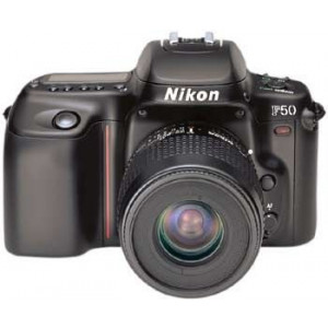 Nikon F 50 Spiegelreflex 35 mm Kamera-21