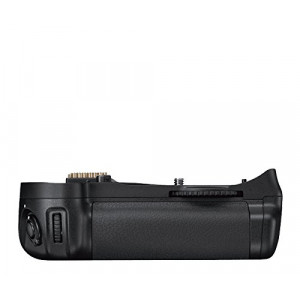 Nikon MB-D10 Multifunktionshandgriff-21
