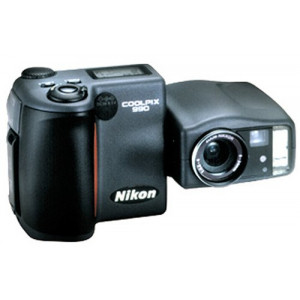 Nikon Coolpix 990 Digitalkamera-21