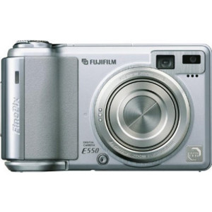 FujiFilm FinePix E550 Digitalkamera (6 Megapixel)-22