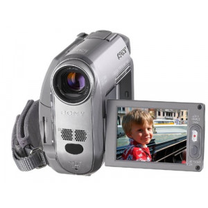 Sony DCR-HC40 MiniDV Camcorder-22