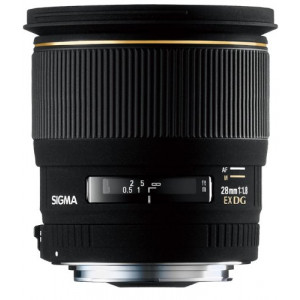 Sigma 28 mm F1,8 EX DG Makro-Objektiv (77 mm Filtergewinde) für Canon Objektivbajonett-21
