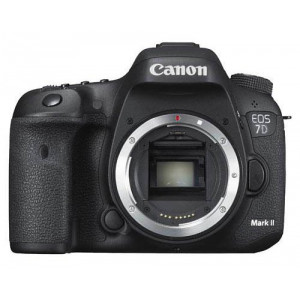EOS 7D Gehäuse Mark II-21