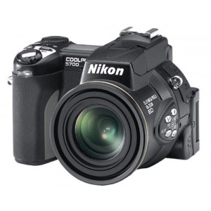 Nikon Coolpix 5700 Digitalkamera (5,0 Megapixel)-22