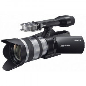 Sony NEX-VG10E HD Flash Camcorder (14 Megapixel, Full HD, 7,6cm (3,0 Zoll) Display) Kit schwarz inkl. 18-200mm Objektiv-22