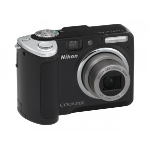 Nikon Coolpix P50 Digitalkamera (8 Megapixel, 3,6-fach opt. Zoom, 6,1 cm (2,4 Zoll) Display, 28mm Weitwinkel) schwarz-22