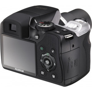 FujiFilm FinePix S8100fd Digitalkamera (10 Megapixel, 18-fach opt. Zoom, 6,4 cm (2,5 Zoll) Display, Bildstabilisator) schwarz-22