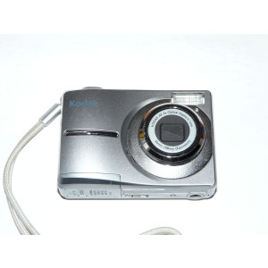 Kodak C813 Digitalkamera (8 Megapixel, 3-fach opt. Zoom, 6,1 cm (2,4 Zoll) Display) silber-22