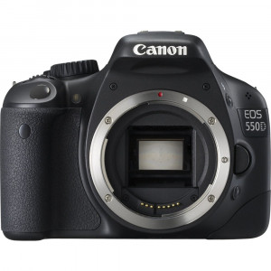Canon EOS 550D / Rebel T2I / EOS KISS X4 18-55 / 3.5-5.6 EF-S IS ( 18.7 Megapixel (3 Zoll Display) )-21