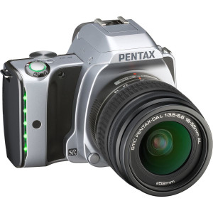 Pentax K-S1 SLR-Digitalkamera (20 Megapixel, 7,6 cm (3 Zoll) TFT Farb-LCD-Display, ultrakompaktes Gehäuse, Anti-Moiré-Funktion, Full-HD-Video, Wi-Fi, HDMI) Kit inkl. DAL 18-55 Objektiv moon silver-22