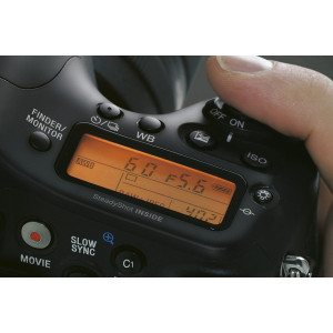 Sony Alpha 68 A-Mount Digitalkamera (24 Megapixel, 6,7 cm (2,7 Zoll) Display, 79-Phasen AF-Messfelder) inkl. SAL-1855 Objektiv schwarz-22