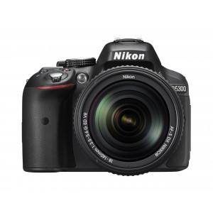 Nikon D5300 18-140 / 3.5-5.6 AF-S G DX ED VR ( 24.78 Megapixel (3.2 Zoll Display) )-22