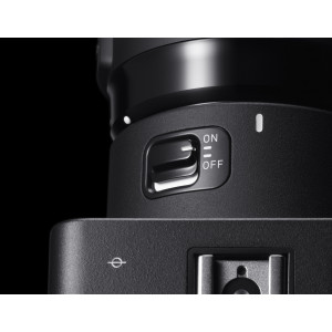 Sigma SD Quattro spiegellose Systemkamera (39 Megapixel, 7,6 cm (3 Zoll) Display, SD-Kartenslot, SDHC-Kartenslot, SDXC-Kartenslot, Eye-Fi-Kartenslot) Kit inkl. 30mm F1,4 DC HSM schwarz-22