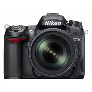 Nikon D7000 SLR-Digitalkamera (16 Megapixel, 39 AF-Punkte, LiveView, Full-HD-Video) Kit inkl. AF-S DX 18-105 VR + AF-S 70-300 VR-22