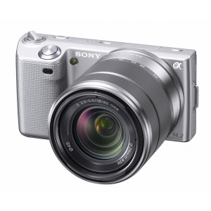 Sony NEX-5KS Systemkamera (14 Megapixel, 7,5 cm (3 Zoll Display), Live View, Full HD Videoaufnahme) Kit silber inkl. 18-55mm Objektiv-22