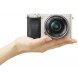 Sony Alpha 6000 Systemkamera (24 Megapixel, 7,6 cm (3") LCD-Display, Exmor APS-C Sensor, Full-HD, High Speed Hybrid AF) silber-023