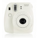 Fuji Instax Mini 8 Weiß Sofortfilmkamera + Tasche + 40 Fotos + Infapower NiMH-Akkus und Ladegerät (Sofortige Fotos in Kreditkartengröße Fangen Sie den Augenblick und gemeinsam den Spaß.).-06