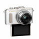 Olympus PEN E-PL8 Kompakte Systemkamera (16 Megapixel, elektrischer Zoom, Full HD, 7,6 cm (3 Zoll) Display, Wifi) inkl. 14-42 mm Pancake Objektiv weiß/silber-012